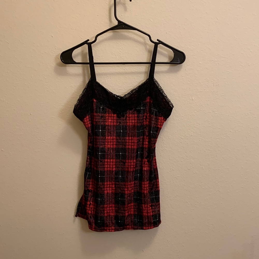 Bundle of 8 tank tops size S